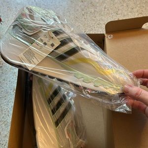 ADIDAS ORIGINALS CHOIGO Sneakers size 11 NWT